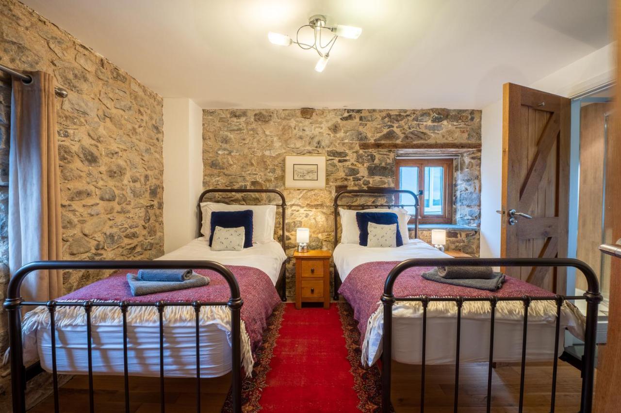 Stunning Converted Granary In Heart Of St Davids Exterior foto