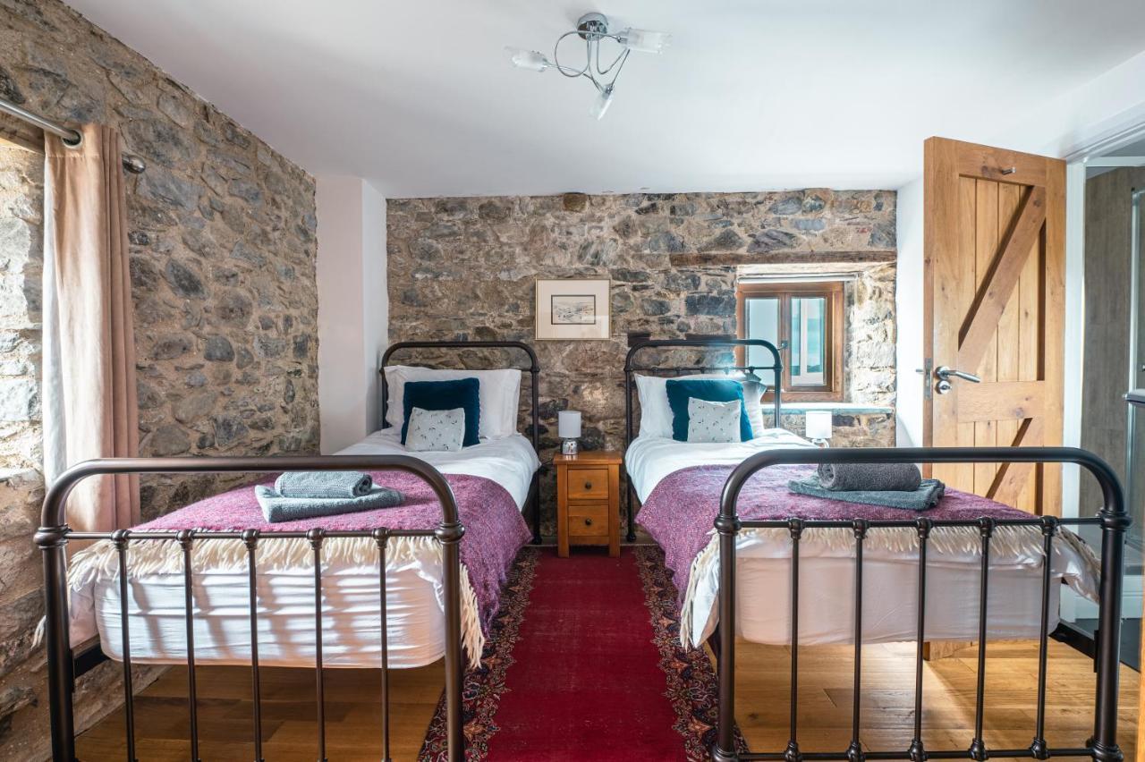 Stunning Converted Granary In Heart Of St Davids Exterior foto